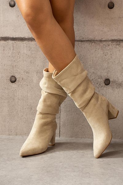 ShoeTek Γυναικείες μπότες Beige Suede Lasmina - Χοντρό τακούνι και φυσούνα