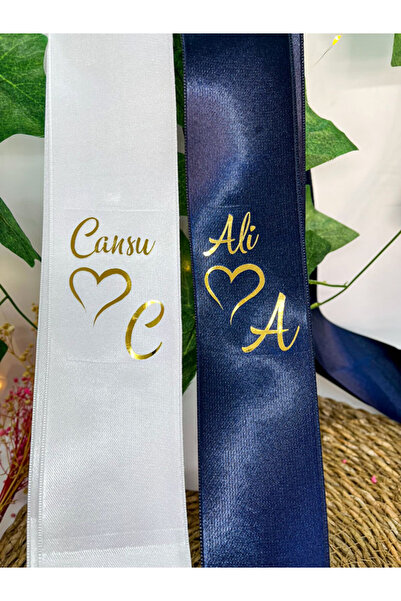 imzatasarım Kişiye Özel Gold Gümüş Baskılı Takı Kurdelesi Lacivert Beyaz Yaka...