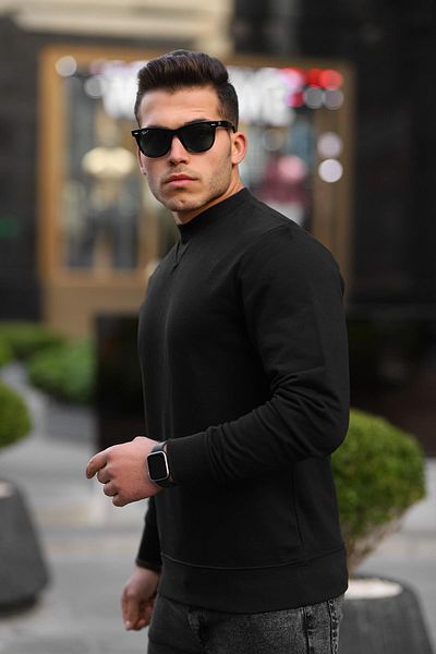 Valiberta Crew Neck Basic Sweatshirt - Black