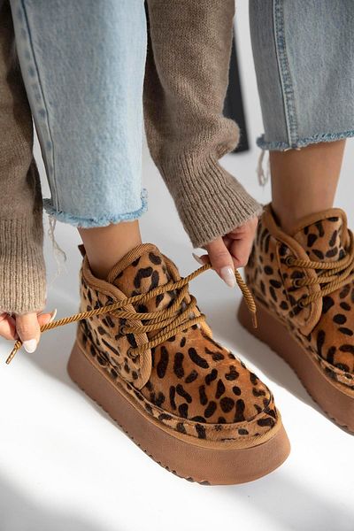 STRASWANS Ansel Women's Suede Boots - Furry Inside Thick Sole, Leopard Pattern