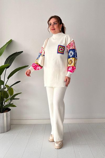 MaziButik Ecru Knitwear Set - Motif Pocket
