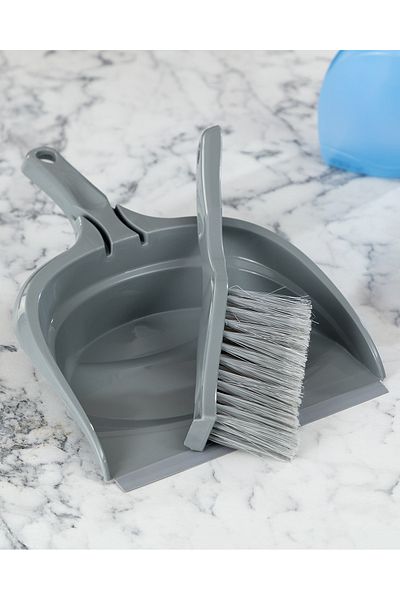Madame Coco Graque Dustpan Set