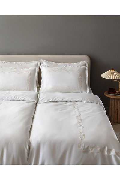 Madame Coco Marguerite Family Size Embroidered Satin Duvet Cover Set - Ecru