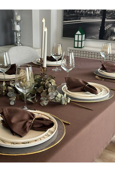 Decamor home Памучно-ленена покривка за маса, устойчива на петна, кафява