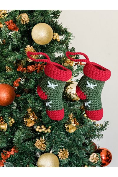 Hubjua Royal christmas custom christmas Pine Tree Ornament mesh Socks Red 2pcs fireplace tree decor