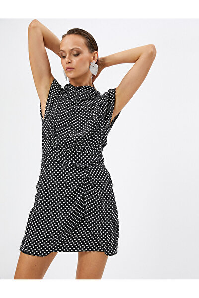 Koton Mini-Kleid aus Viskose mit Polka Dots – kurze Ärmel, drapierter Kragen