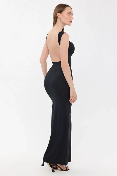 Hiccup Bodycon Maxi Φόρεμα - Λεπτομέρεια με λαιμόκοψη και πλάτη