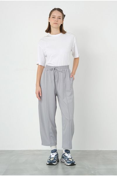 HEQA Pantaloni cu piese gri deschis