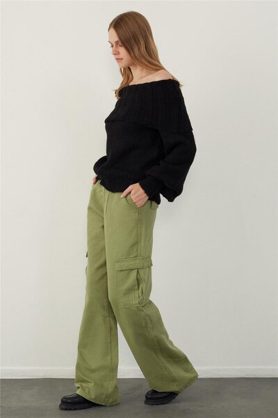 SHERIN Siyah Madonna Yaka Balon Kol Triko Kazak