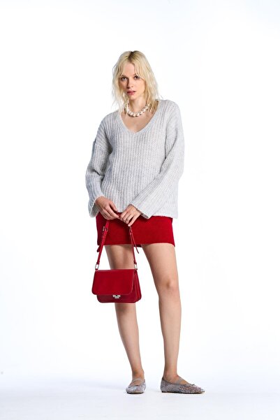 SHERIN Πλεκτό πουλόβερ σε γκρι V λαιμόκοψη