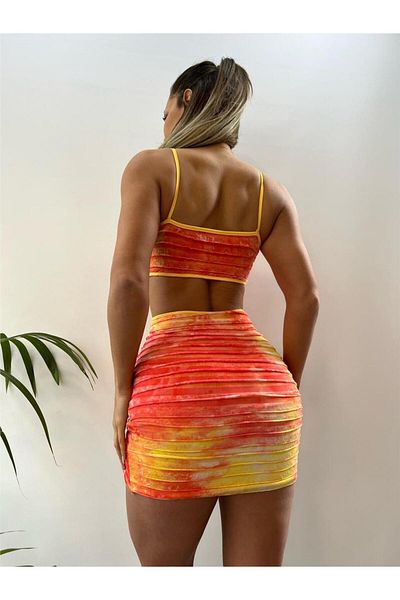 pink and pink Rochie mini decoltată din țesătură din lycra importată cu model Batik galben-roșu