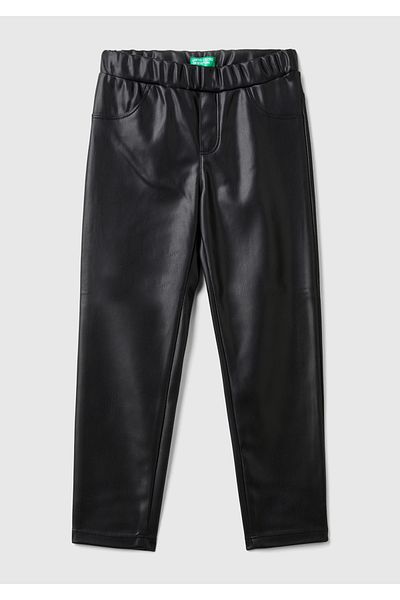 United Colors of Benetton Pantaloni negri din piele artificială, cu talie elastică, pentru fete