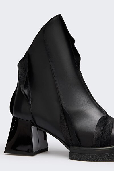 Favgi Viau Siyah Deri Kadın Bot