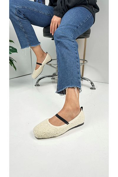 Nstil Pantofi de damă bej - balerini de pluș, vârf oval elastic, toc mic și talpă zimțată 369