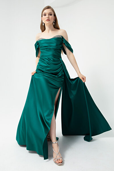 Lafaba Γυναικείο Βραδινό Φόρεμα με Σμαραγδένιο Πράσινο Λαιμό με σκίσιμο μακρύ σατέν