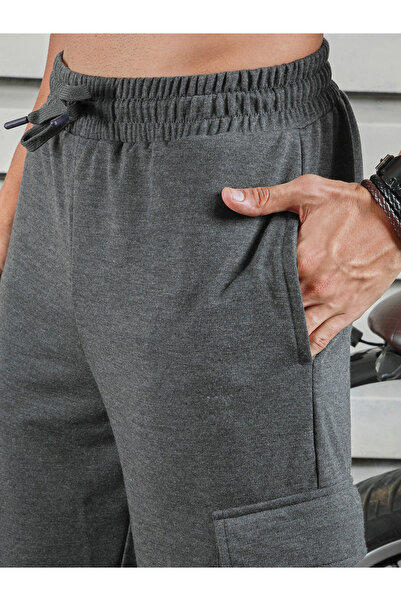 High Star By Styli Straight Fit Cuffed Joggers with Cargo Pockets