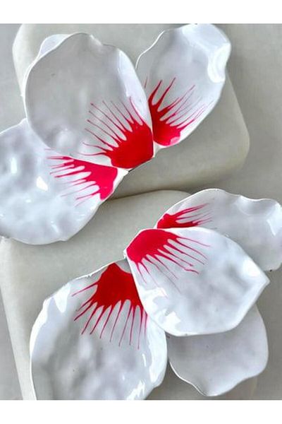 Jerie Plate Brand Half Orchid Earrings - White and Pink