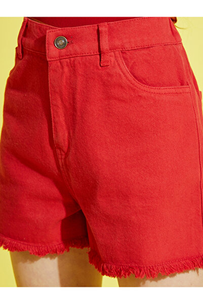 NOH-VOH By Styli Frayed Hem Denim Shorts with Pockets