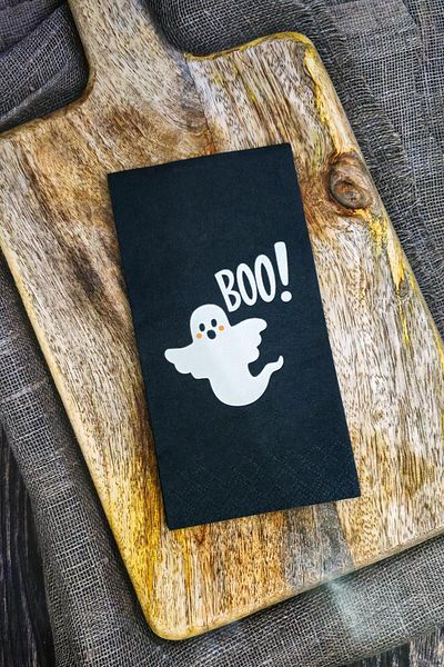 PEKSHOP Pack of 20 White Ghost Printed Black Napkins - Halloween