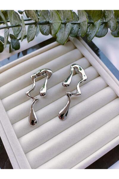 Jerie Asymmetric Flow Curved Plate Earrings