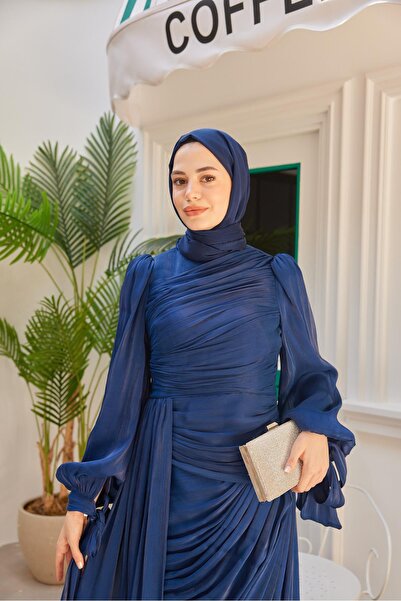 Hülya Keser Önü Büzgülü Işıltılı Kumaş Abiye - Lacivert