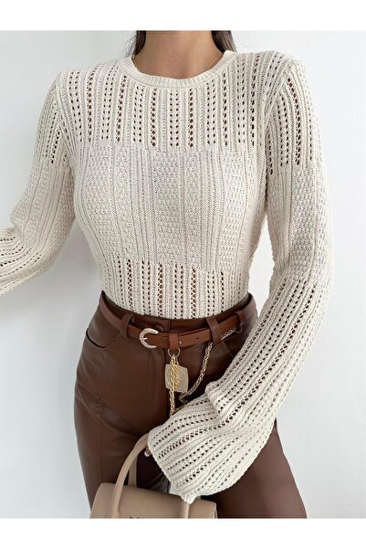 Angel Mia Екру плетен пуловер с бухнали детайли и дупки