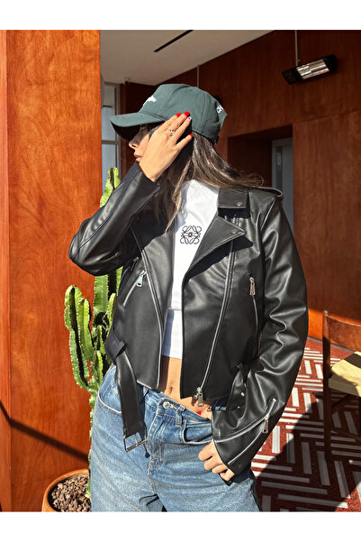 Angel Mia سترة جلدية سوداء