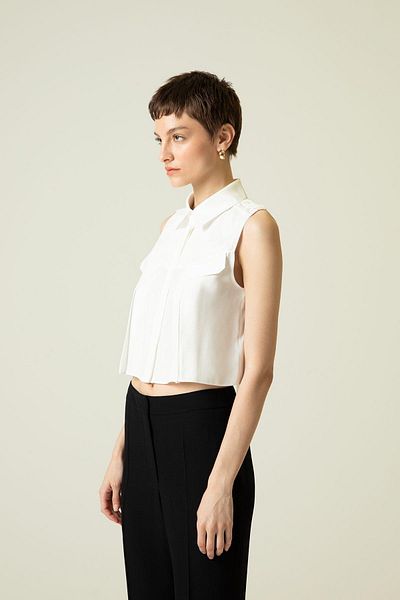 rue. Ecru Crop Shirt - Pocket Cover Detail