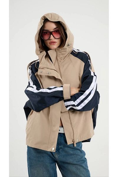 Store Γυναικείο αδιάβροχο Oversize ριγέ Parka