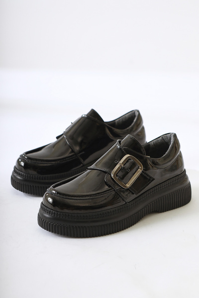 Limoya Evolution Black Patent Leather Buckle Detailed Women's Casual Shoes