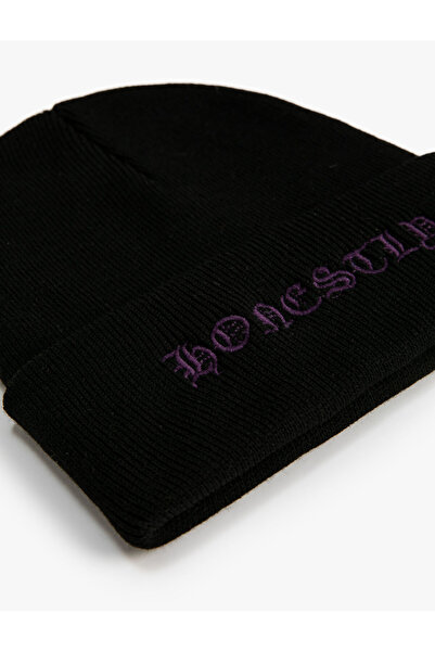 Koton Графіті вишита шапка-вушанка складна Детальна інформація