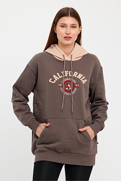 yakamor Hanorac brodat în față pentru femei cu glugă