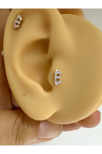 Arescollection G23 Titanium - Zircon Stone Helix Conch Cartilage Lobe Compatible Piercing