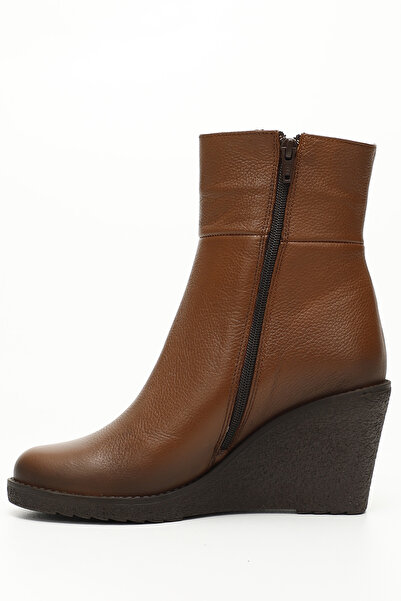 GÖNDERİ(R) Női/lányos barna úszócipős, éksarkú valódi bőr csizma