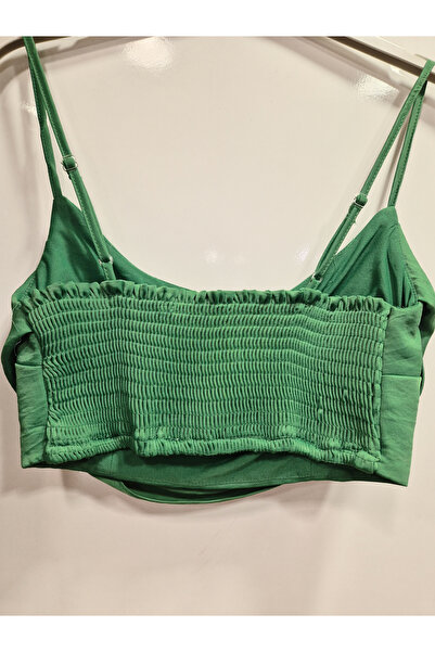 FASHION COCKTAIL Дегаже комір, атласна еластична спинка, бретельки, кроп-топ