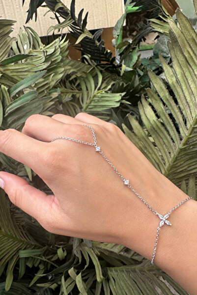 SUNSHINE 925 Ayar Rodyum Kaplamalı Zarif Çiçek Tasarım Gümüş Şahmeran