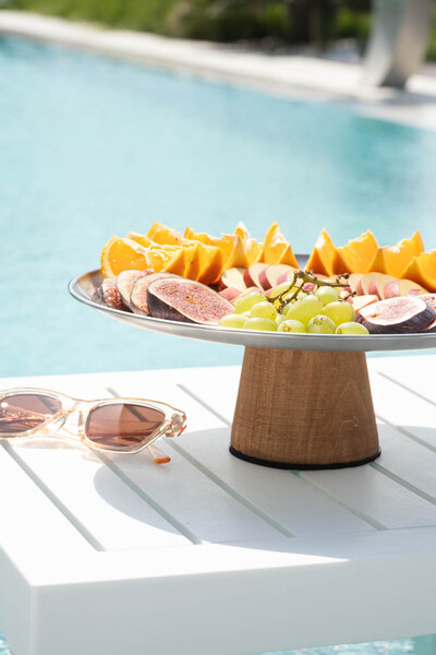 La Casa Art Wooden Leg Metal Presentation Serving Plate Fruit Cookie Cake Pastry Dessert Food Presentation Plate (30cm)