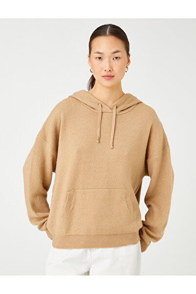 Koton Πλεκτό πουλόβερ μεγάλου μεγέθους με τσέπη καγκουρό με κουκούλα