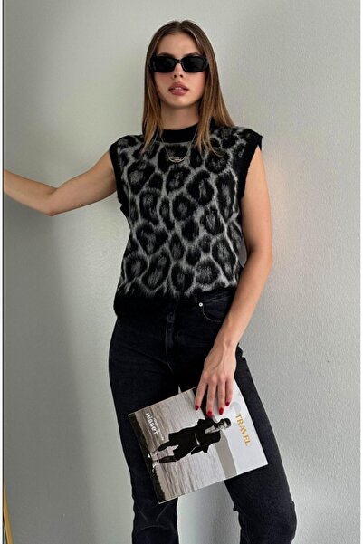 fujya Women's Crew Neck Raised Patterned Gray Knitwear Sweater