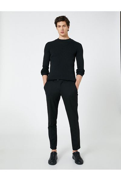 Koton Πλεκτό πουλόβερ με υφή Crew Neck Slim Cut