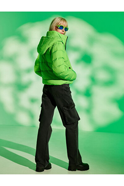 Koton Krátký límec Puffer Jacket