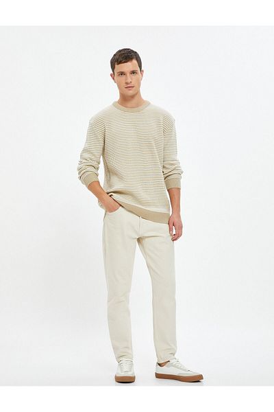 Koton Strickpullover mit Rundhalsausschnitt und langen Ärmeln