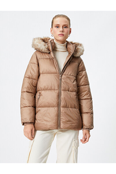 Koton Bunda Puffer s kapucí se zipem a kapsami a detaily z umělé kožešiny