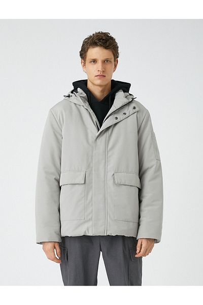 Koton Anorak mit Kapuze, Taschendetail, Reißverschluss und Druckknöpfen