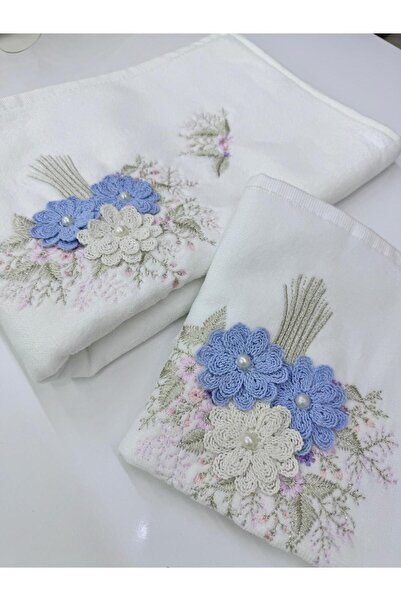 Dantelux Біла весільна серветка з вишивкою «Дівчина з білою матір'ю» - модель «Букет троянд»