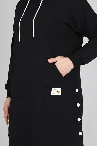 Moda Rosa 24K2040 - BLACK - Large Size Hijab Kangaroo Pocketed Snap Detailed Tunic