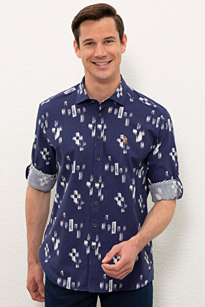 U.S. Polo Assn. قميص رجالي باللون الأزرق الداكن بأكمام طويلة 50234859 -VR033