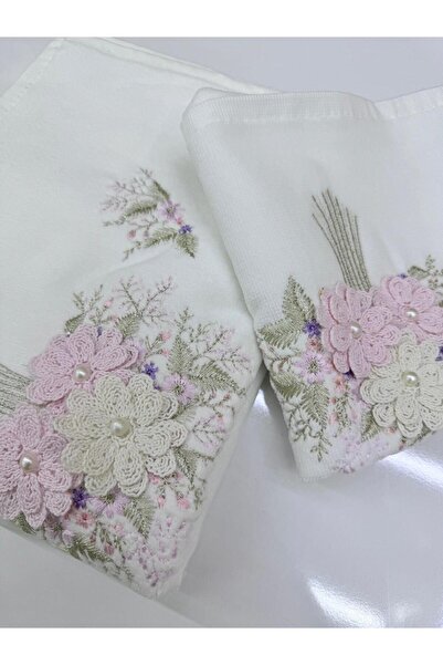Dantelux Біла весільна серветка з вишивкою «Дівчина з білою матір'ю» - модель «Букет троянд»
