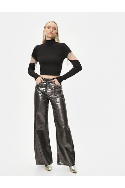 Koton Tricou crop cu maneci lungi si accesorii metalice - Colectie Handmade