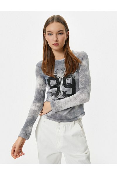 Koton Mesh-T-Shirt mit College-Motiv, bedruckt, Batikmuster, langärmelig, Baumwolle, schmale Passform